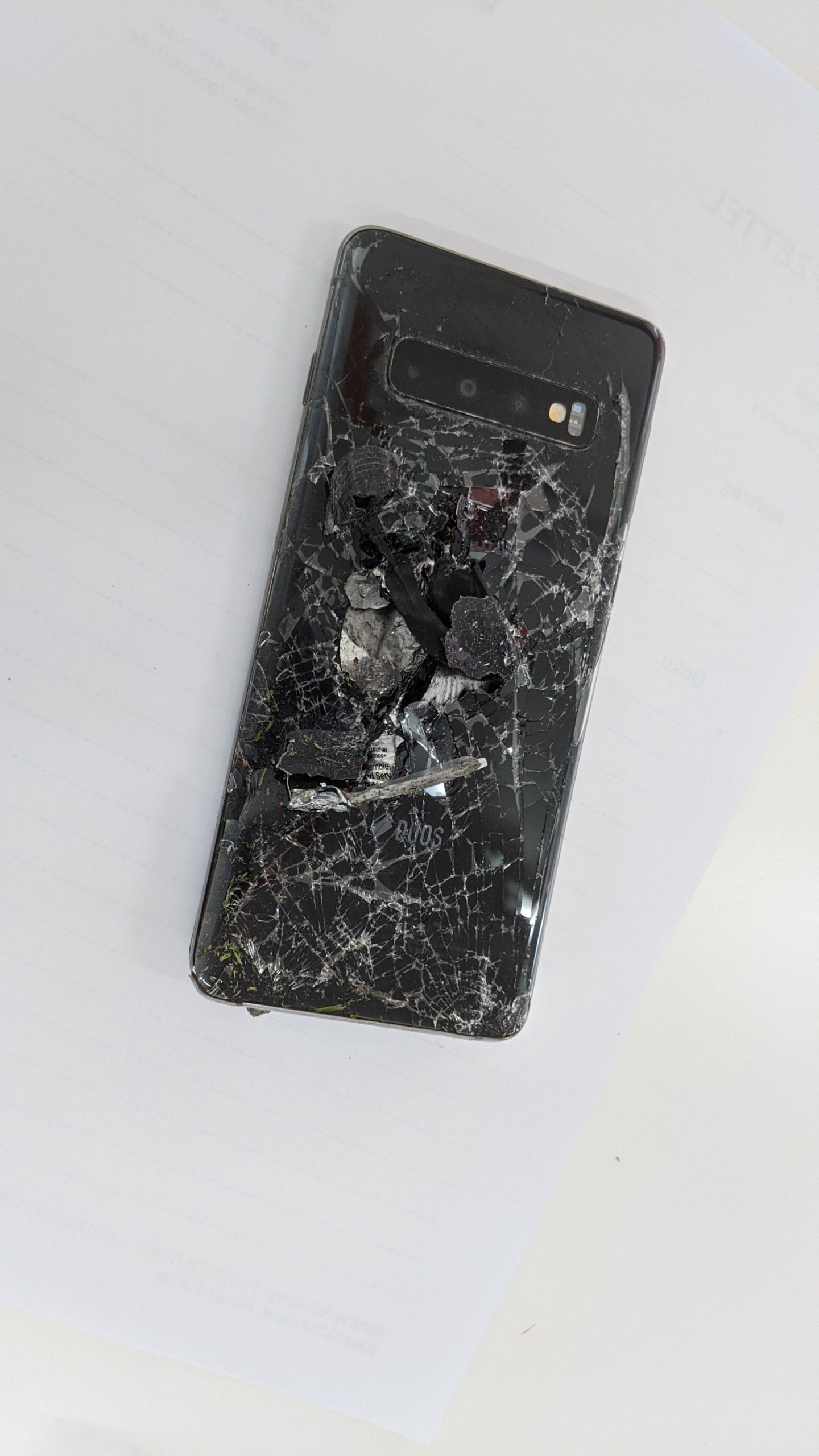 Samsung Galaxy S10 battery caught fire while QI charging